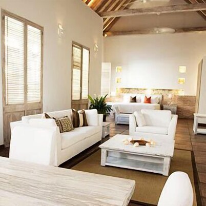 Casablanca Belle & Boutique