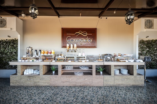 Hotel Corregidor by Cassana