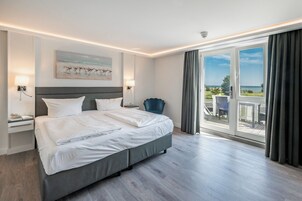 Familien Zimmer mit Terrasse & Meerblick | Strand-/Meerblick