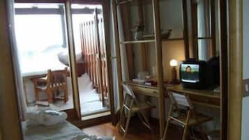 Minibar, in-room safe, desk, blackout curtains