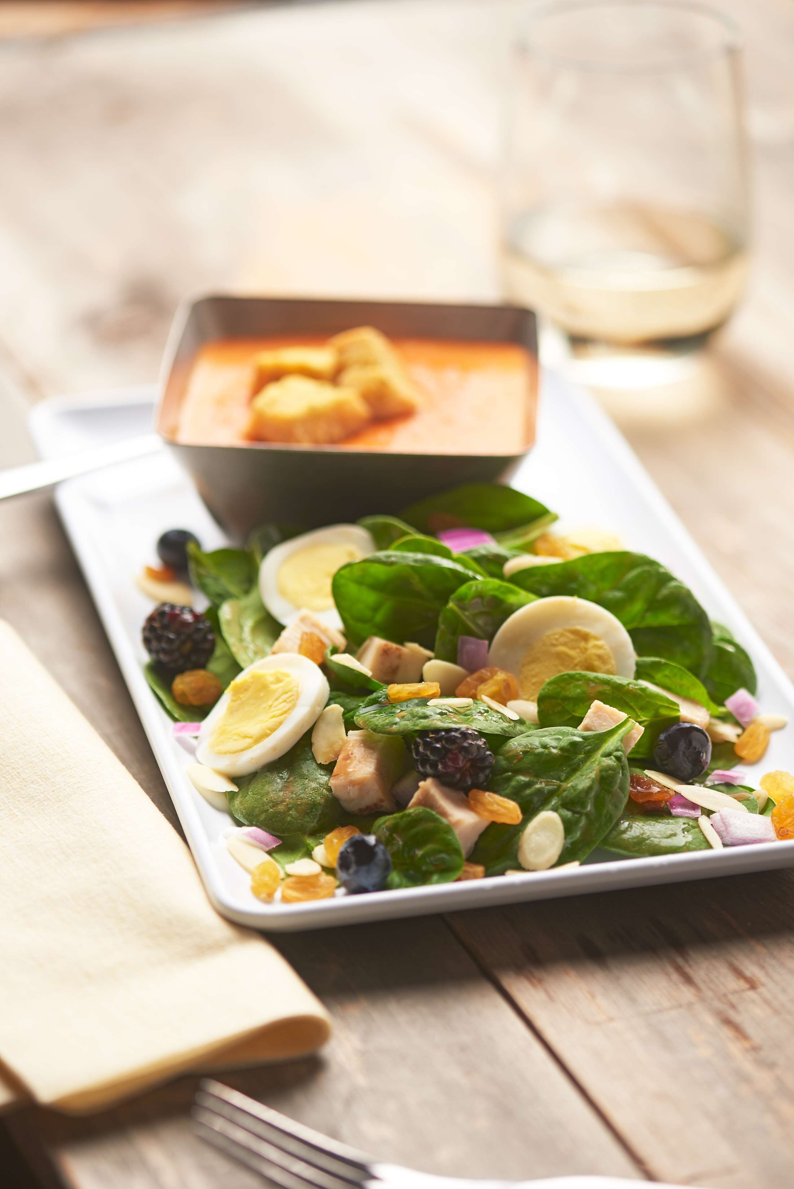 lunch and dinner served