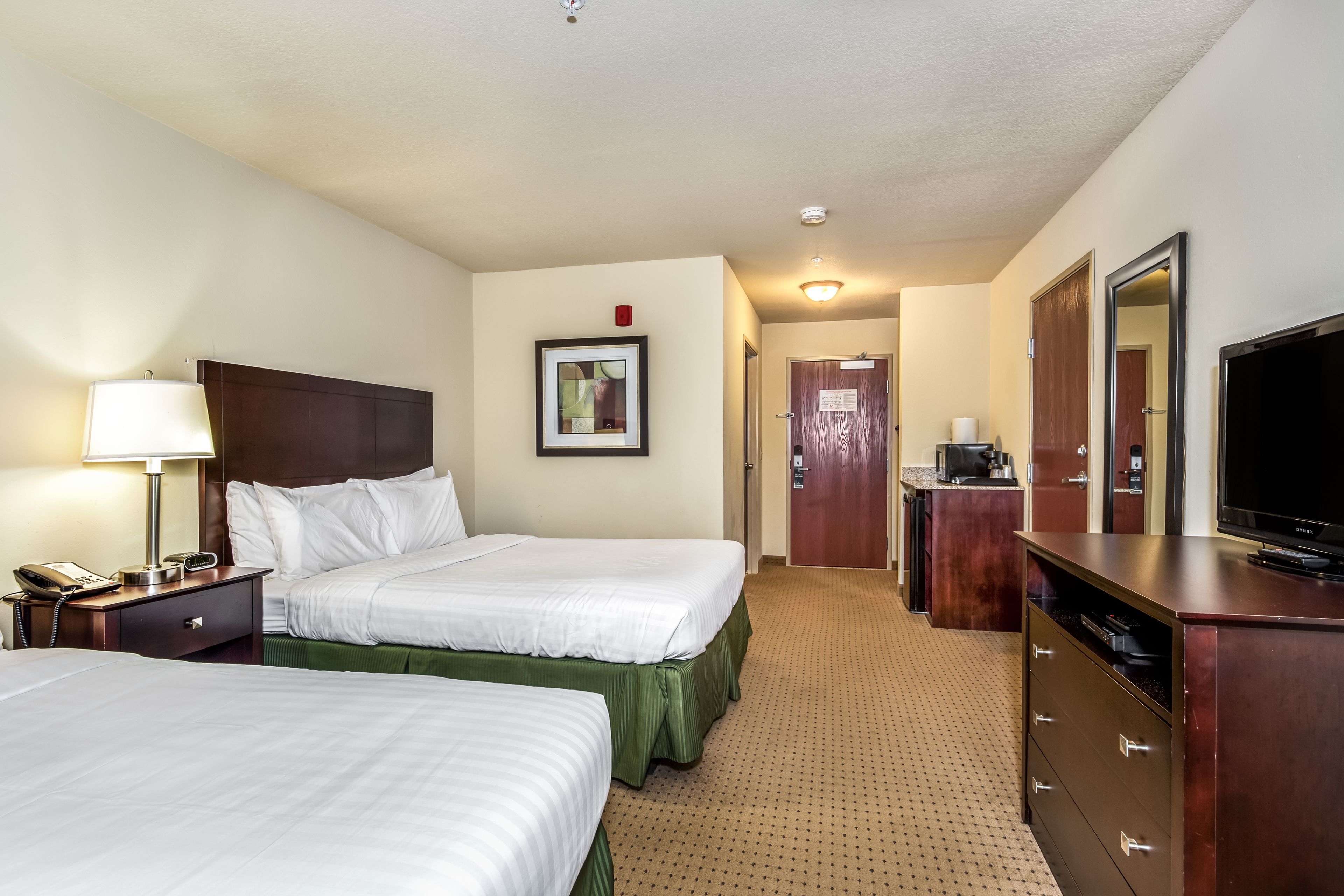 room, 2 queen beds, non smoking | down duvets, pillow-top beds, in-room safe, desk