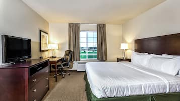 Chambre, 1 très grand lit, non-fumeur | Couette en duvet, lit avec matelas à plateau-coussin, coffre-fort