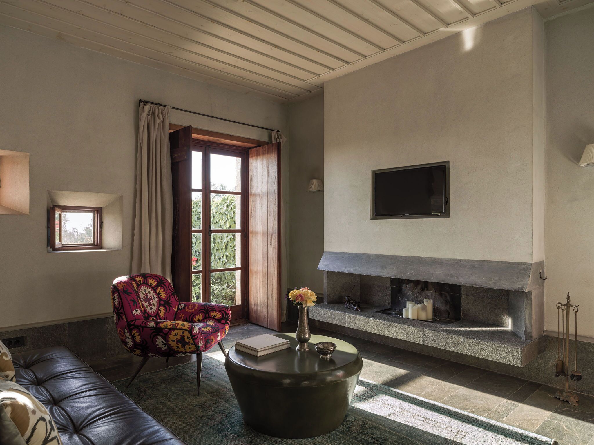 villa (kinsterna pool) | living area | 32-inch smart tv with satellite channels, tv