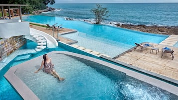 Indoor pool, outdoor pool