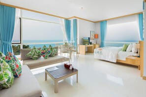 Premium bedding, minibar, in-room safe, desk - Independence Hotel by Dara (Sihanoukville)