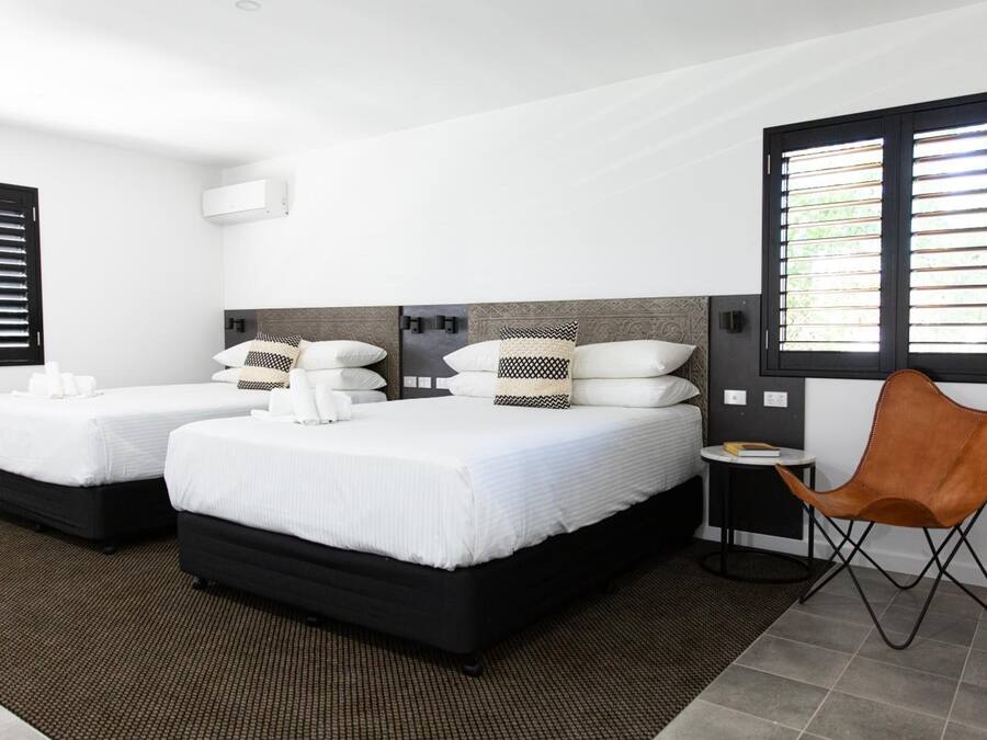 Deluxe Twin Room | Premium bedding, individually furnished, desk, laptop workspace
