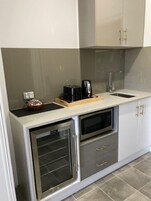 Deluxe-Doppelzimmer | Hochwertige Bettwaren, individuell eingerichtet, Schreibtisch