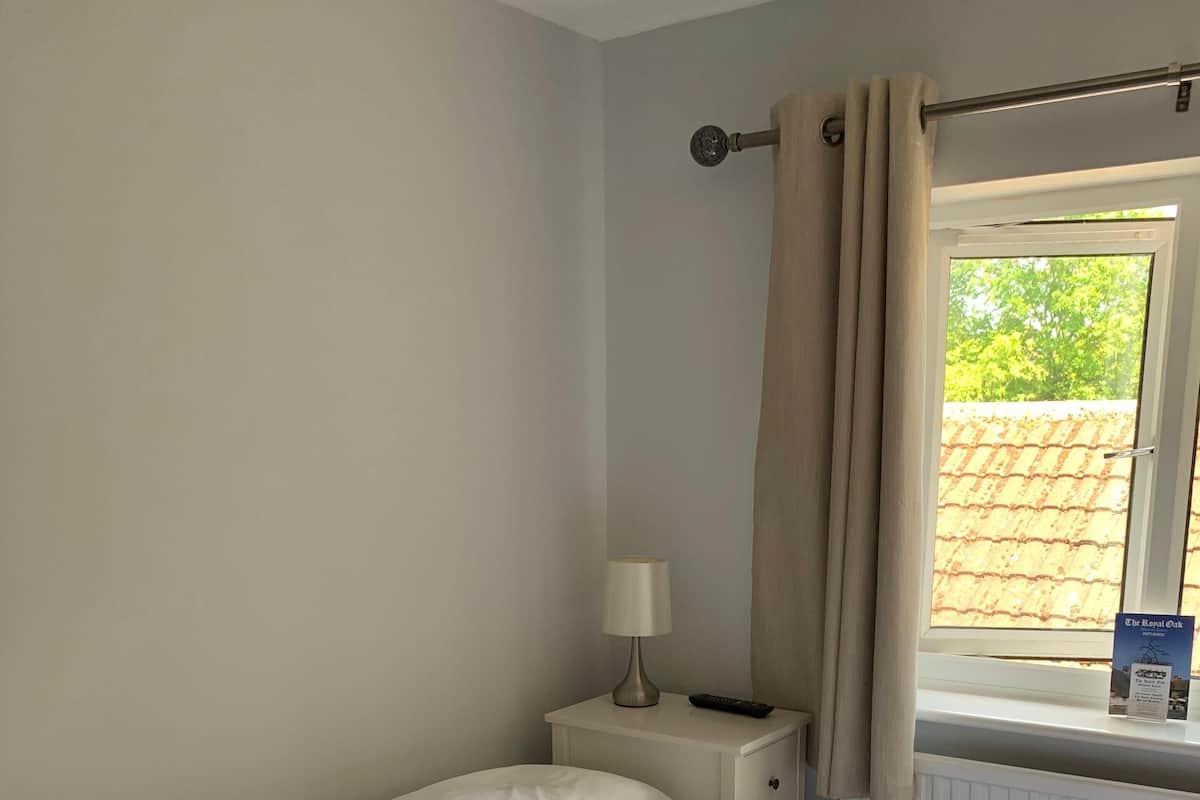 Chambre Simple Standard, salle de bains commune | 1 chambre
