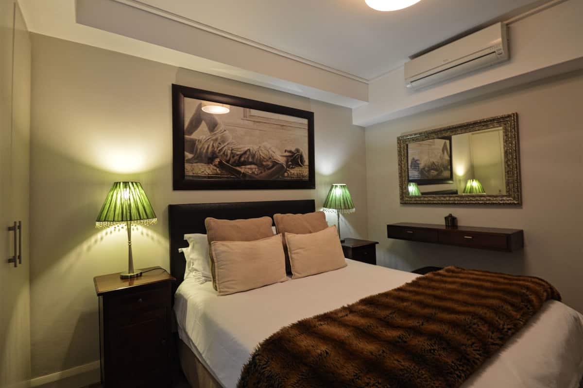 In-room safe, iron/ironing board, cots/infant beds, free WiFi