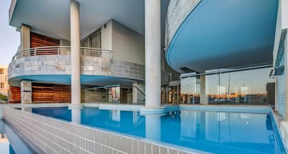 Canal Quays Luxury Apartments