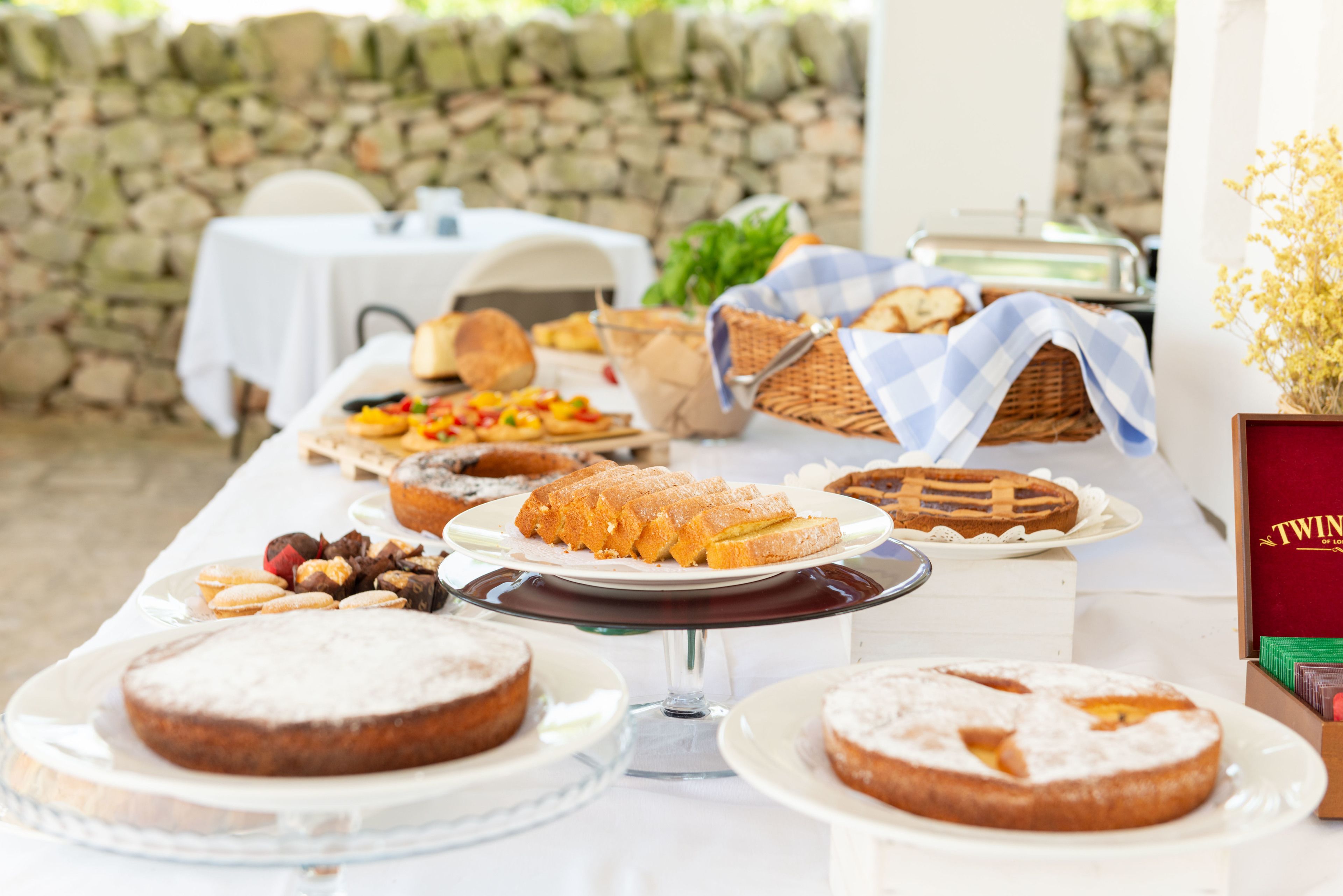 breakfast, lunch, dinner served; pool views