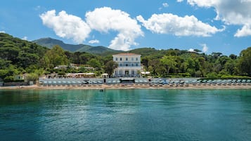 Facciata della struttura