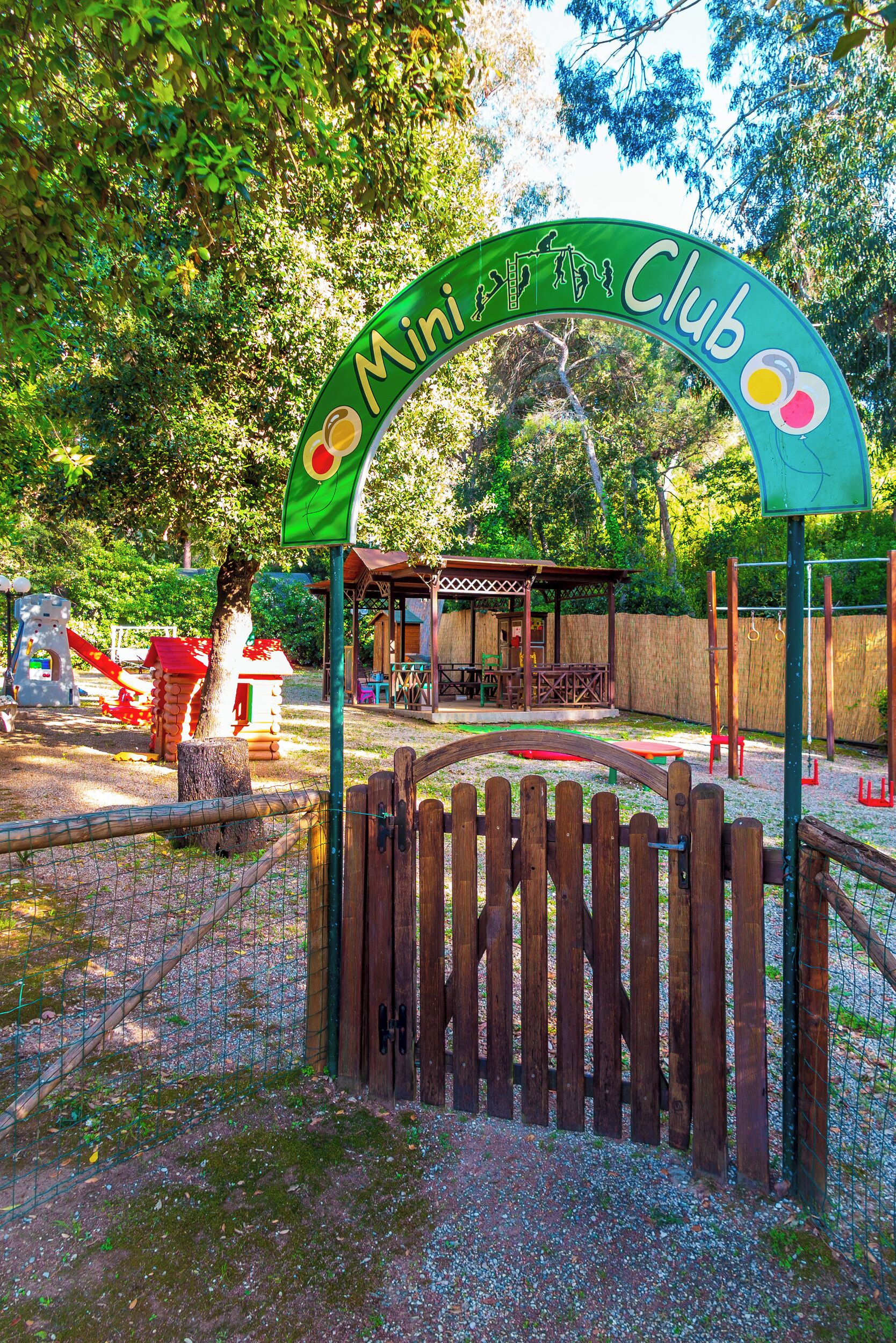 children’s play area – outdoor