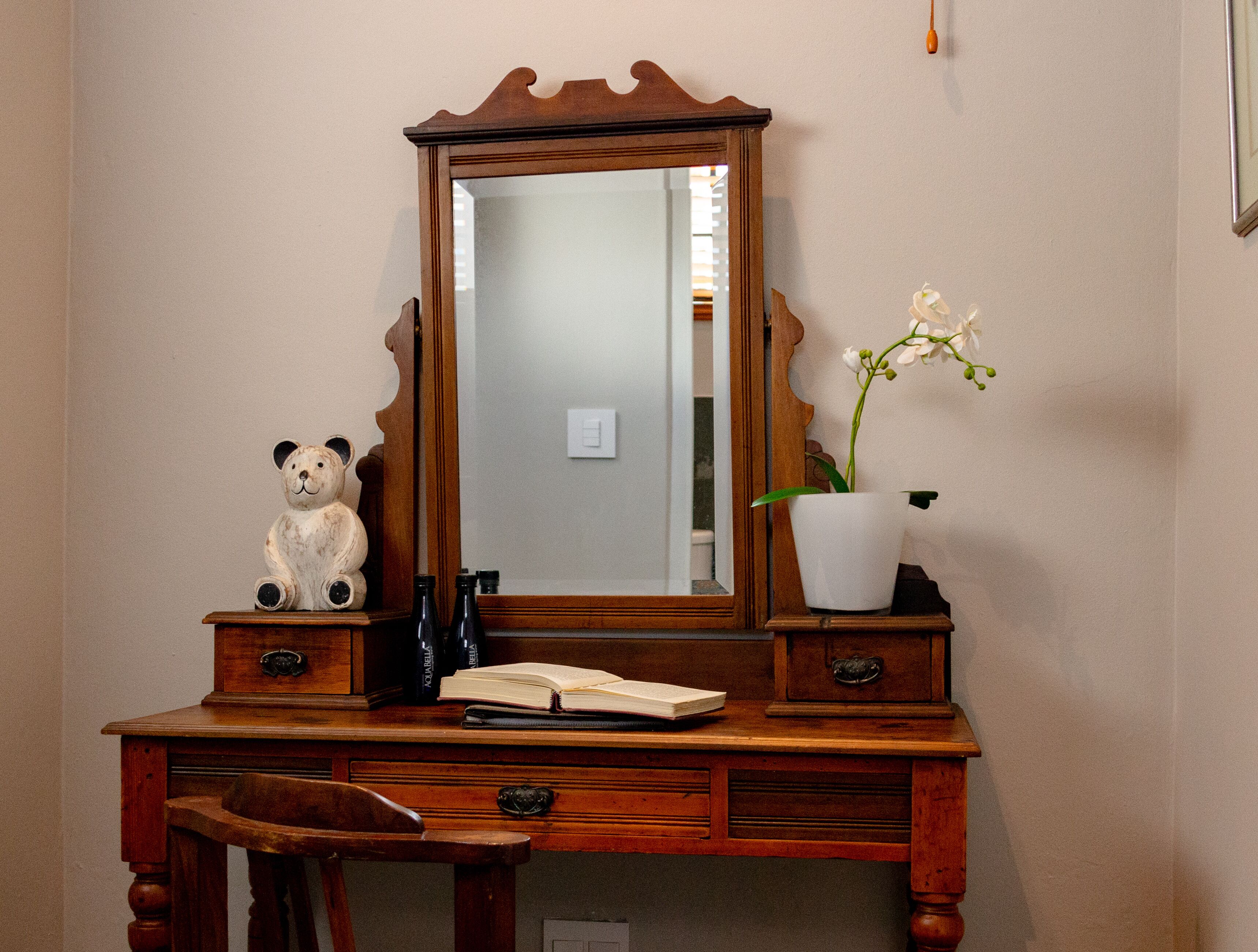 saronsberg suite | minibar, in-room safe, individually decorated, individually furnished