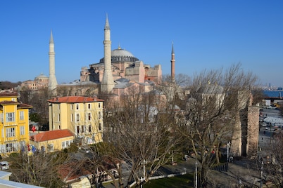 Ares Hotel Sultanahmet