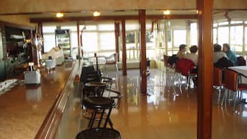 Bar (en la propiedad)