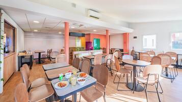 Dagelijks ontbijtbuffet (toeslag)