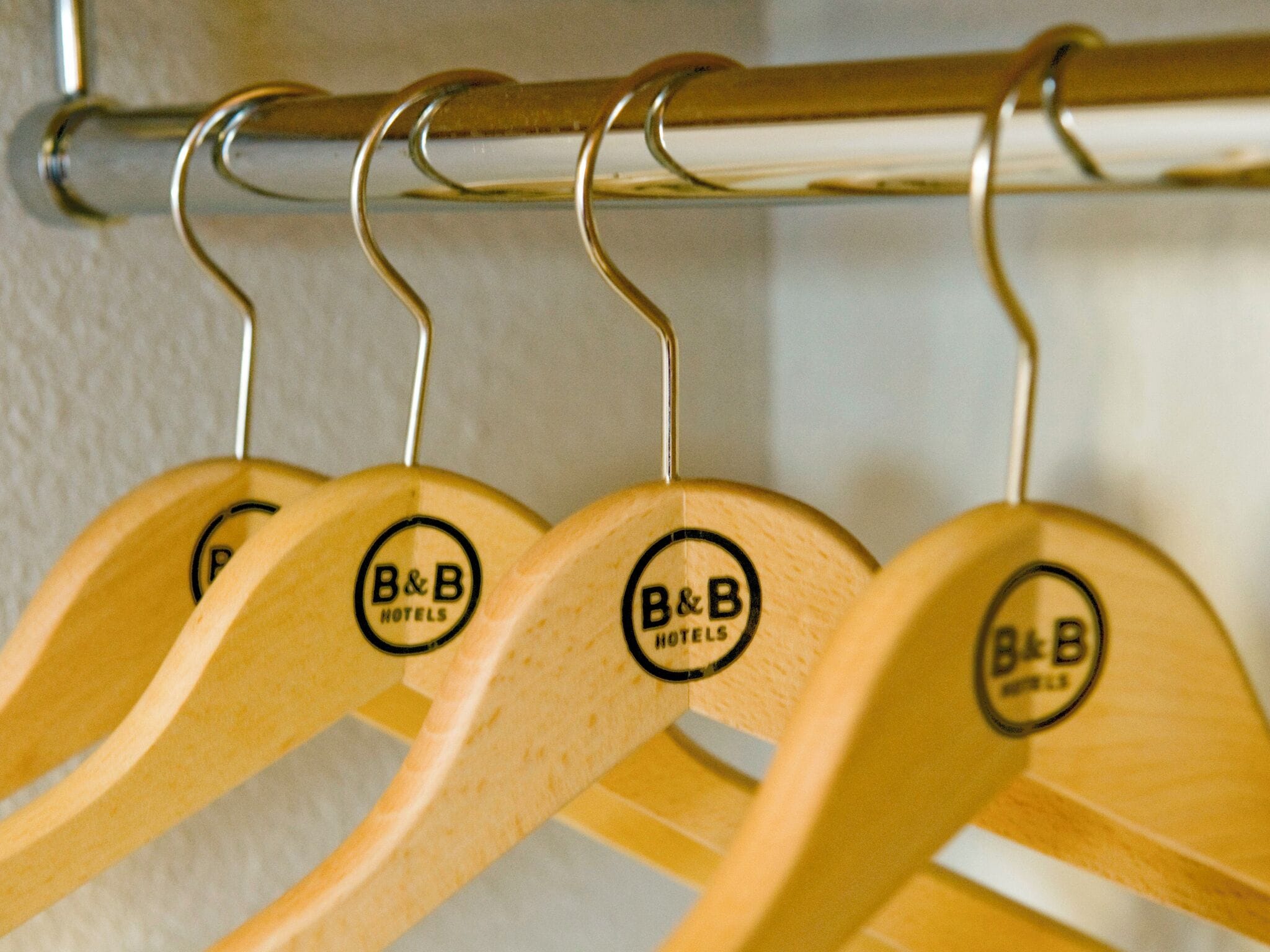 premium bedding, memory-foam beds, desk, free wifi