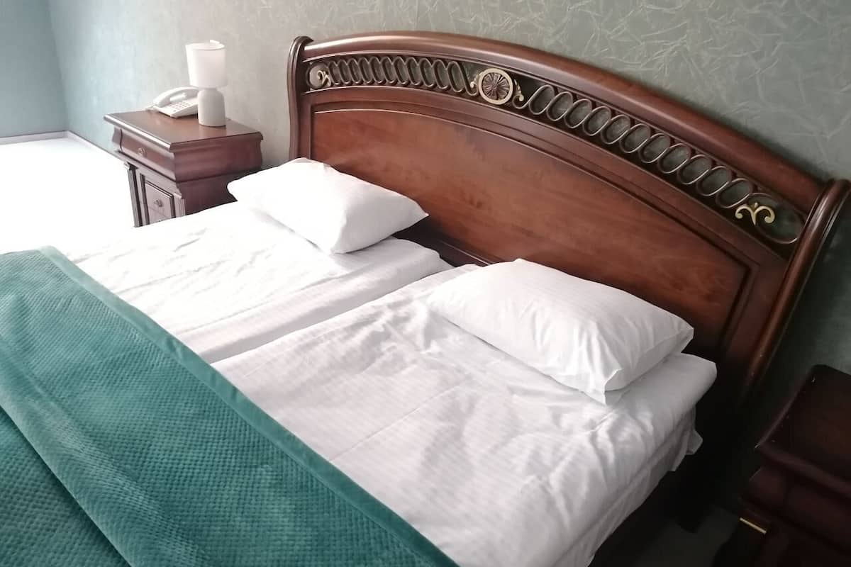 1 habitación, ropa de cama de alta calidad y minibar