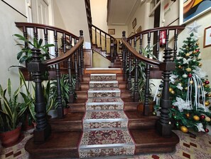 Interior entrance - Pensão Residencial Mirasol (Funchal)