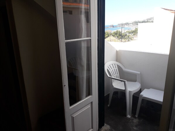 Doppelzimmer | Zimmersafe, Schreibtisch, schallisolierte Zimmer, Bügeleisen/Bügelbrett