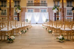Lobby - DoubleTree Resort by Hilton Lancaster (Lancaster)