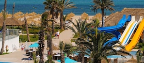 Private beach, sun-loungers, beach umbrellas, beach towels