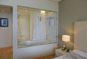 Premium bedding, Select Comfort beds, blackout curtains, bed sheets - Vincci Nozha Beach (Hammamet)