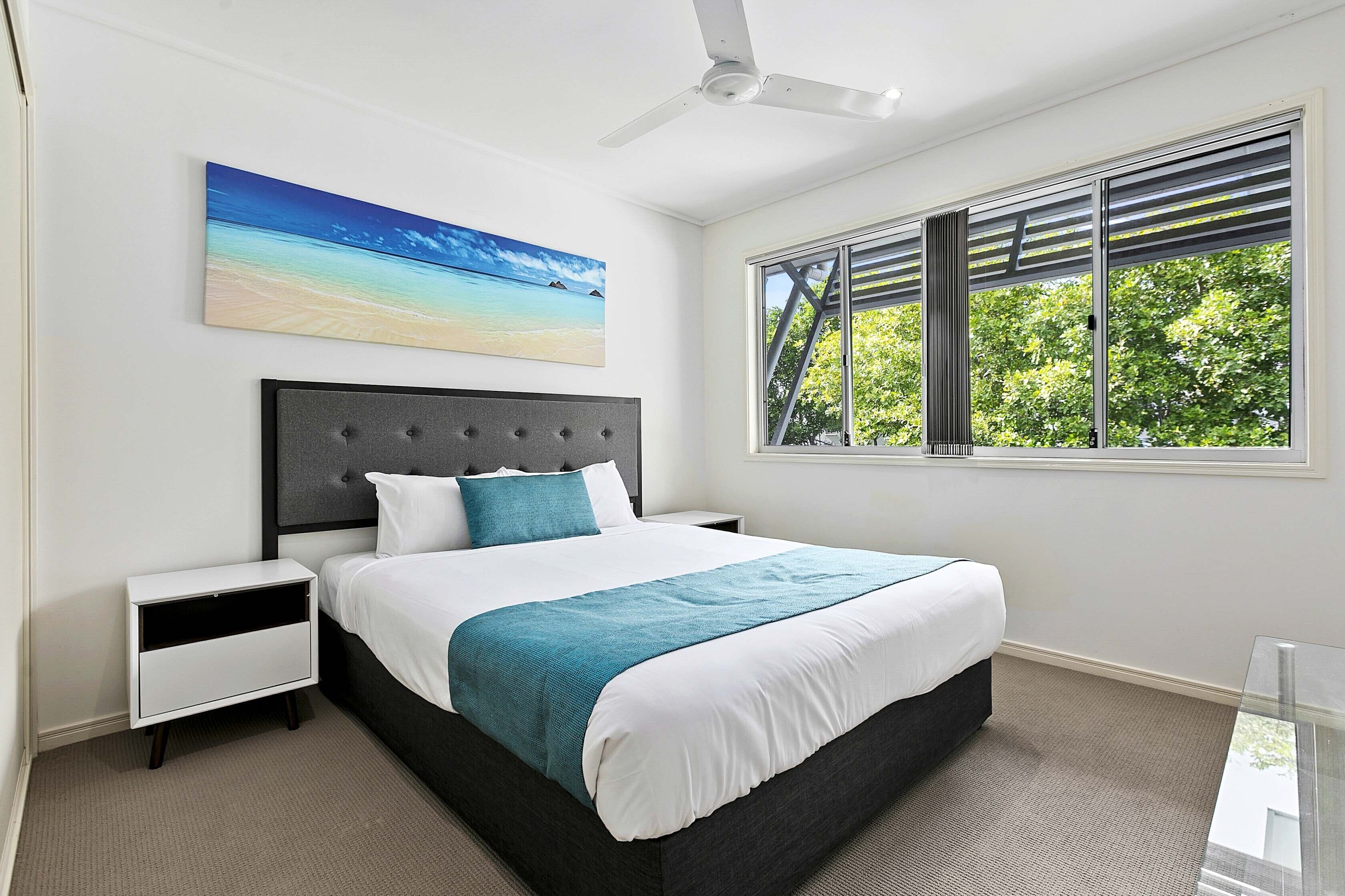 apartment, 3 bedrooms | 2 bedrooms, individually decorated, individually furnished, desk