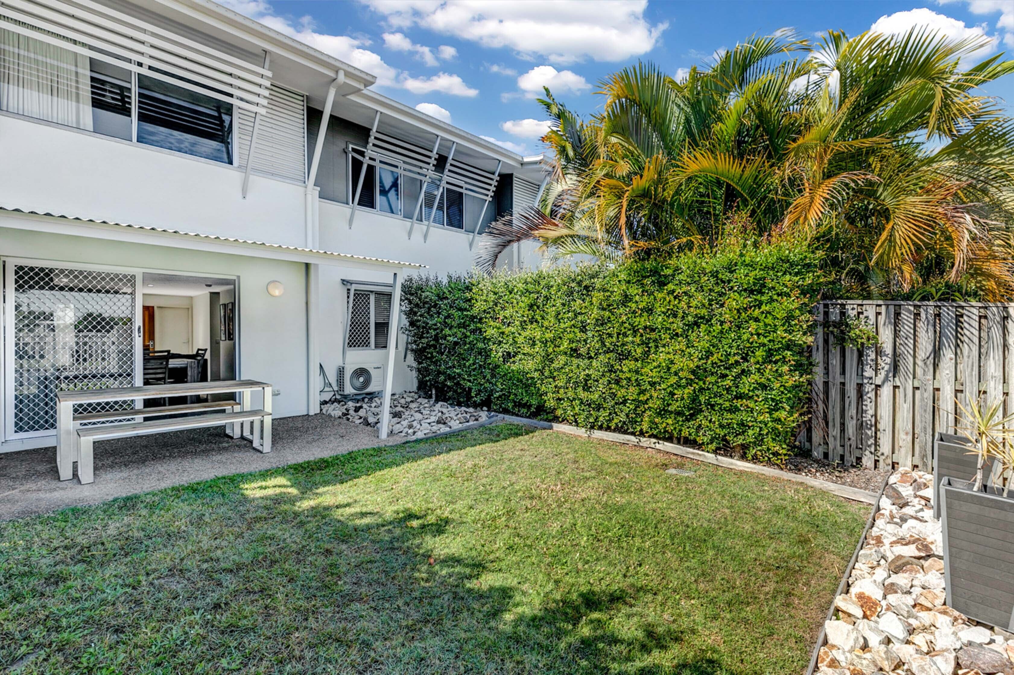 apartment, 3 bedrooms | terrace/patio