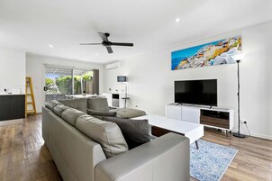 Apartment, 3 Bedrooms | Living area | LED TV, DVD player