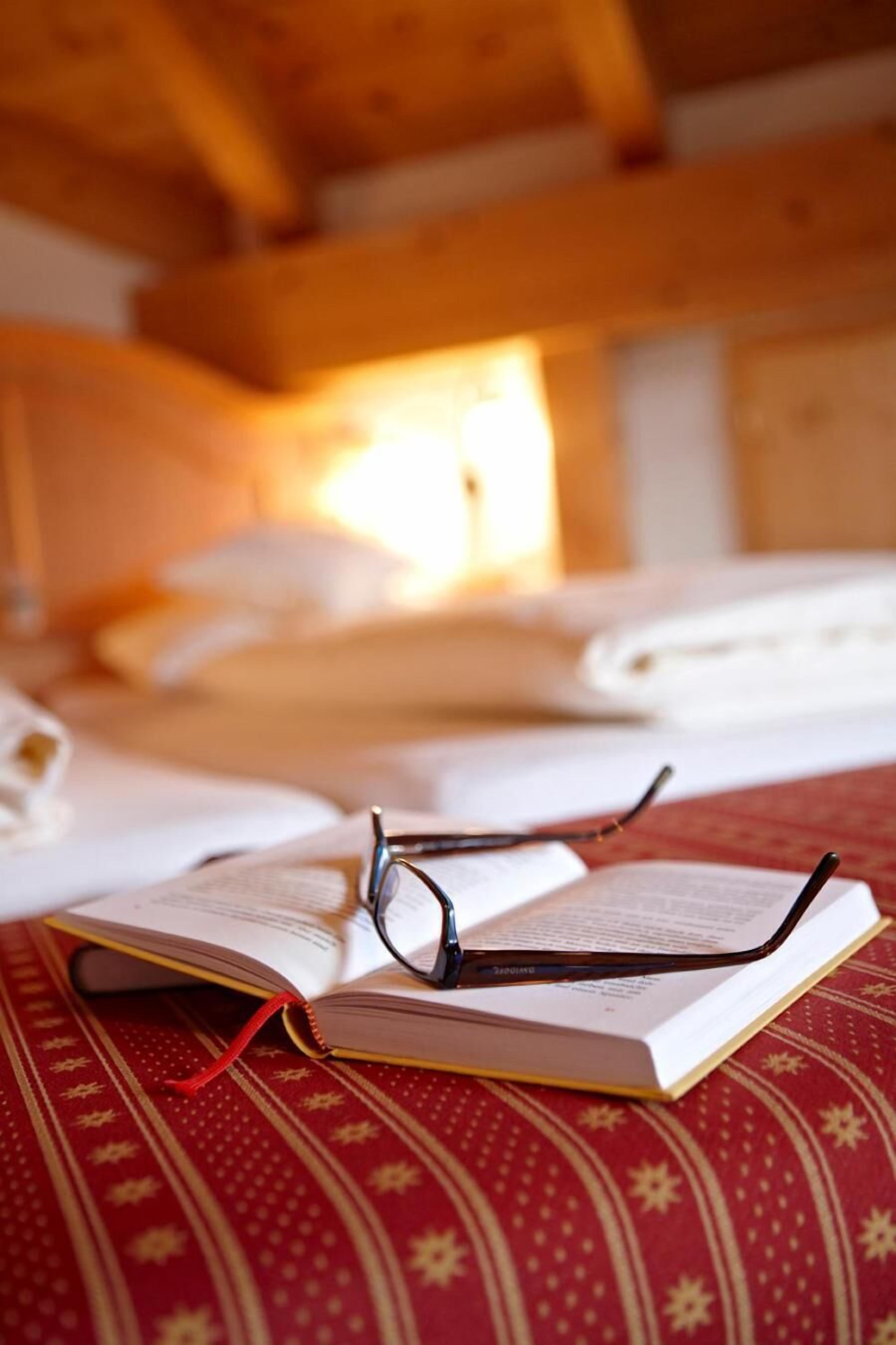 premium bedding, in-room safe, desk, blackout curtains