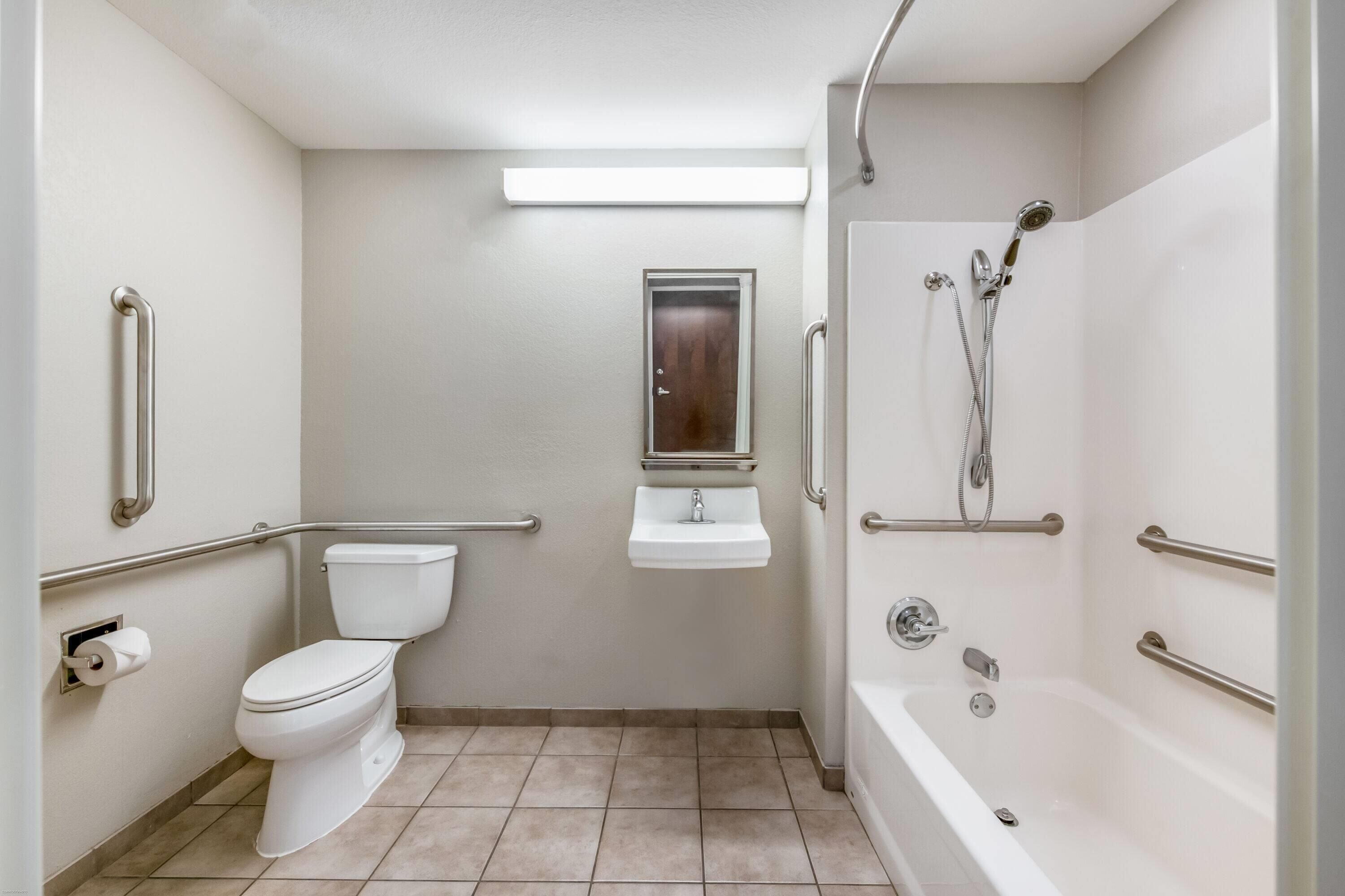 Suite, Accessible | In-room safe, desk, laptop workspace, iron/ironing board