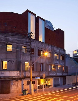 Front of property – evening/night - The Waterhouse At South Bund - Shanghai (Shanghai)