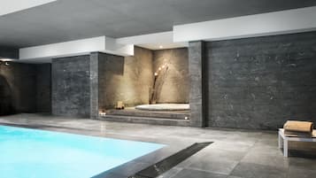 Tina de hidromasaje interior