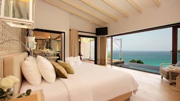 Seaview Pool Villa - One Bedroom (adults only hotel) | 1 dormitorio, ropa de cama de alta calidad, minibar y caja fuerte