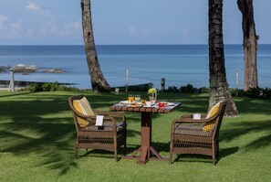 含每日吃到飽早餐