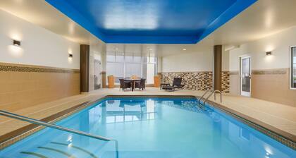Courtyard by Marriott Keene Downtown