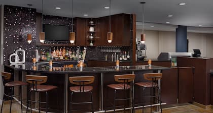 Courtyard by Marriott Keene Downtown