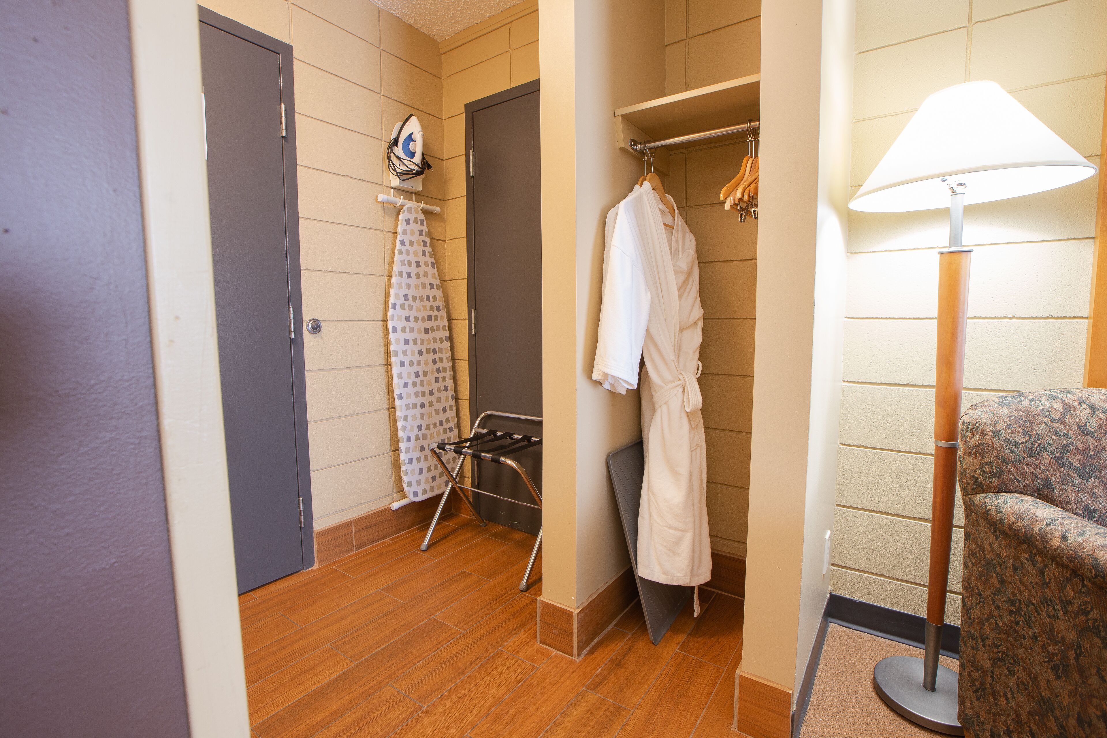 deluxe room, 1 king bed (deluxe one king) | premium bedding, down duvets, pillow-top beds, individually decorated