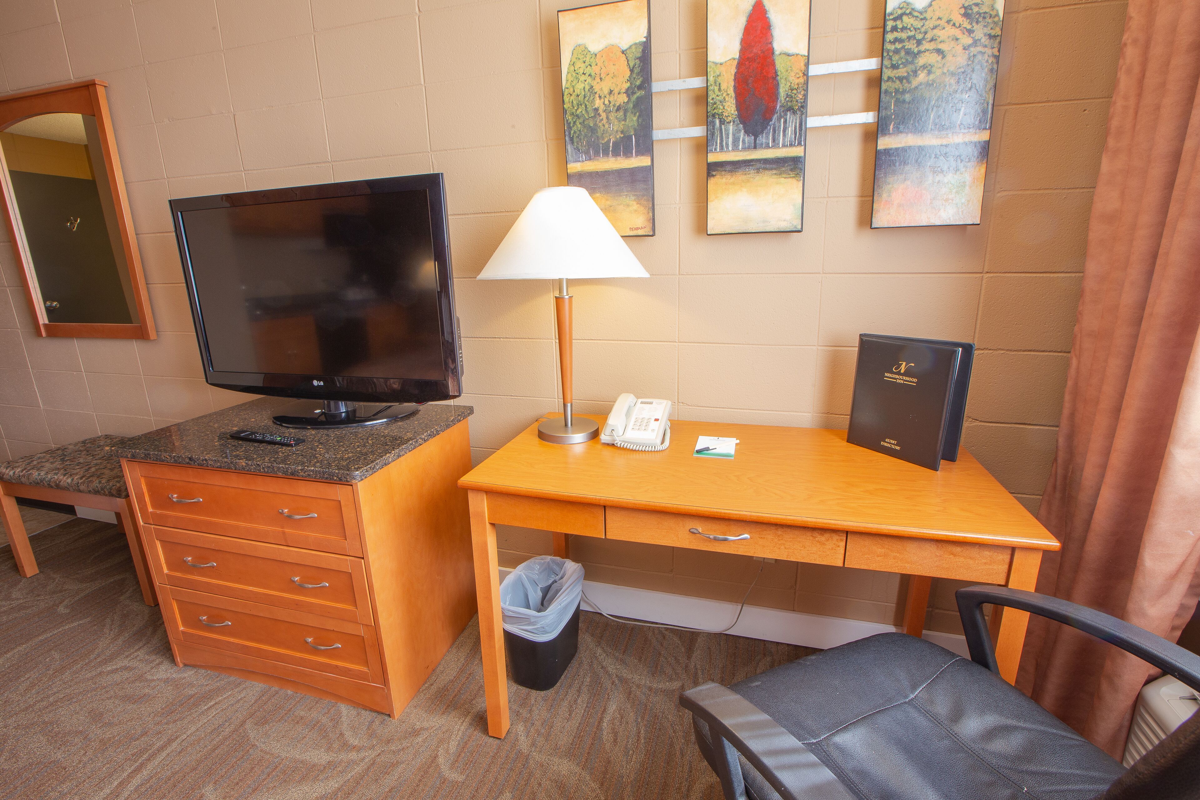 deluxe room, 1 king bed (n.i.express deluxe king room) | premium bedding, down duvets, pillow-top beds, individually decorated