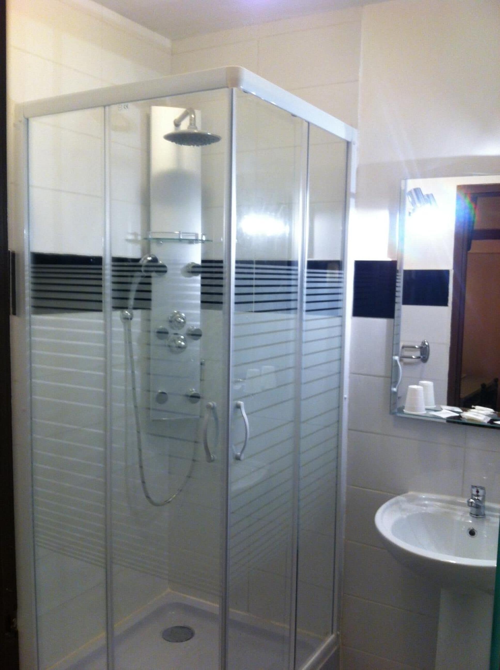 Photo - Logis Hôtel Saint Jacques