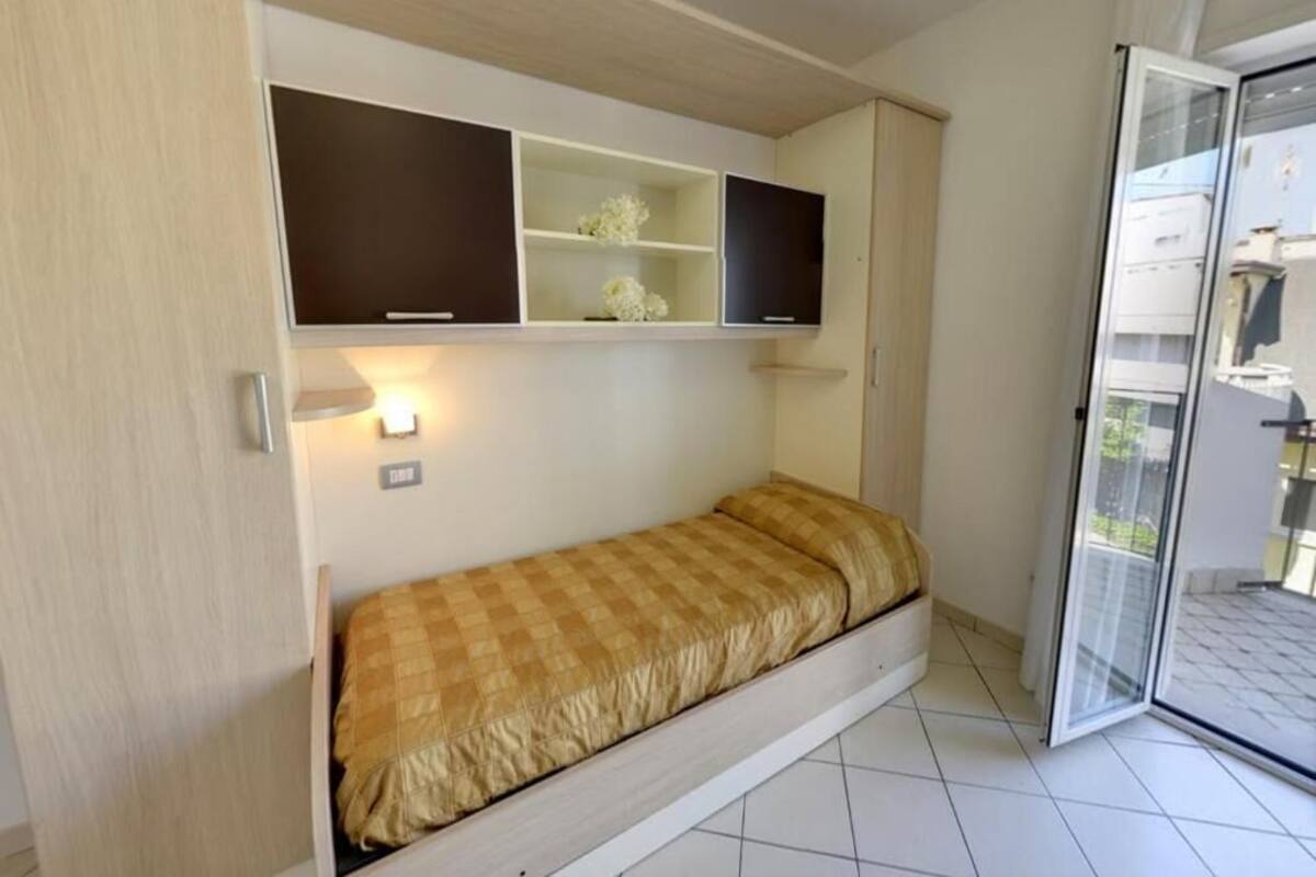 Family Studio | Living area | 20-inch TV with satellite channels