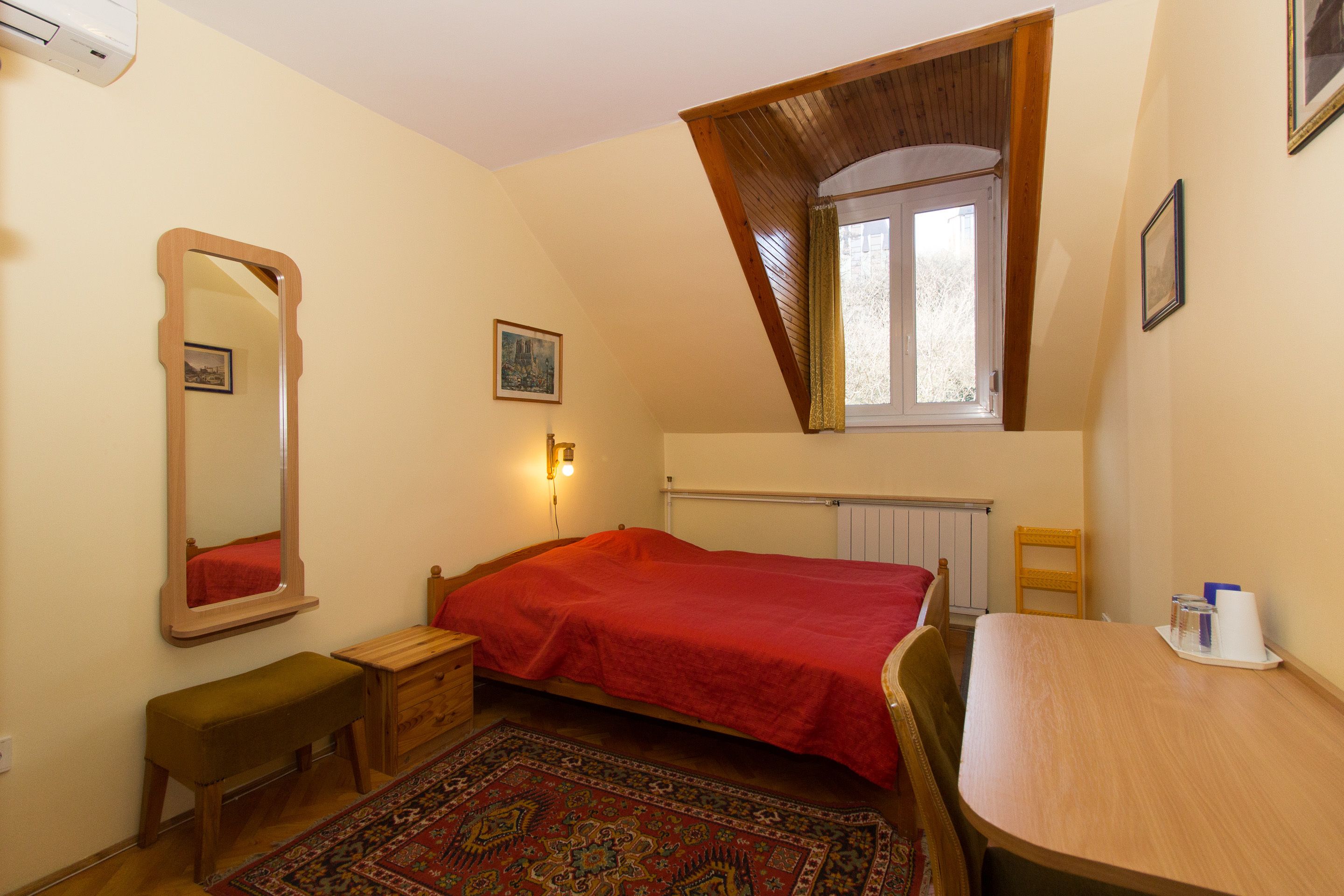 Photo - Budavar Bed and Breakfast