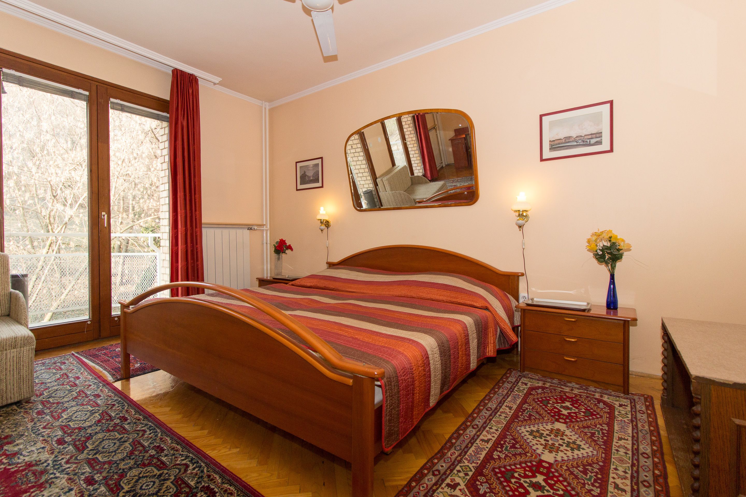 Photo - Budavar Bed and Breakfast