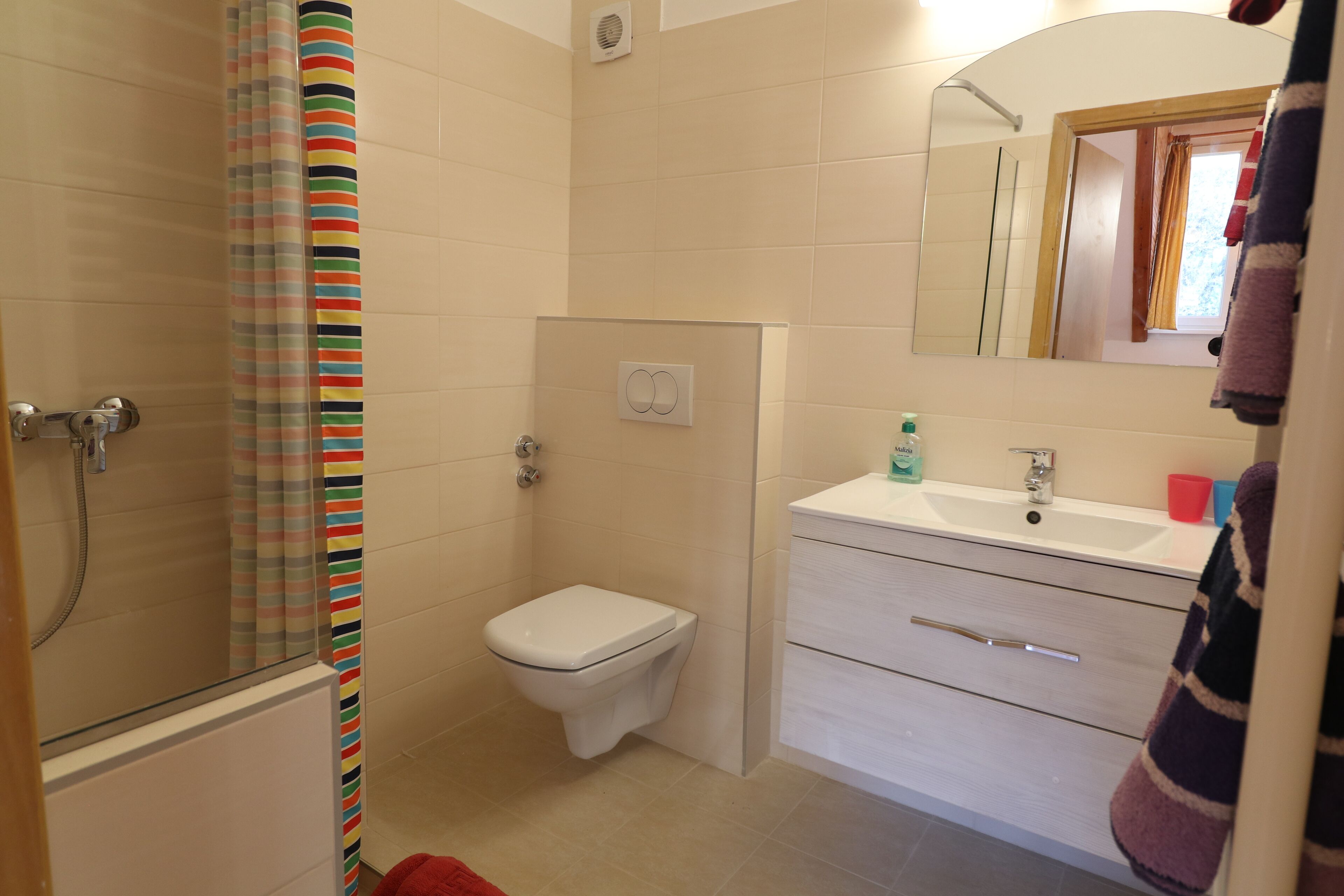 Photo - Budavar Bed and Breakfast