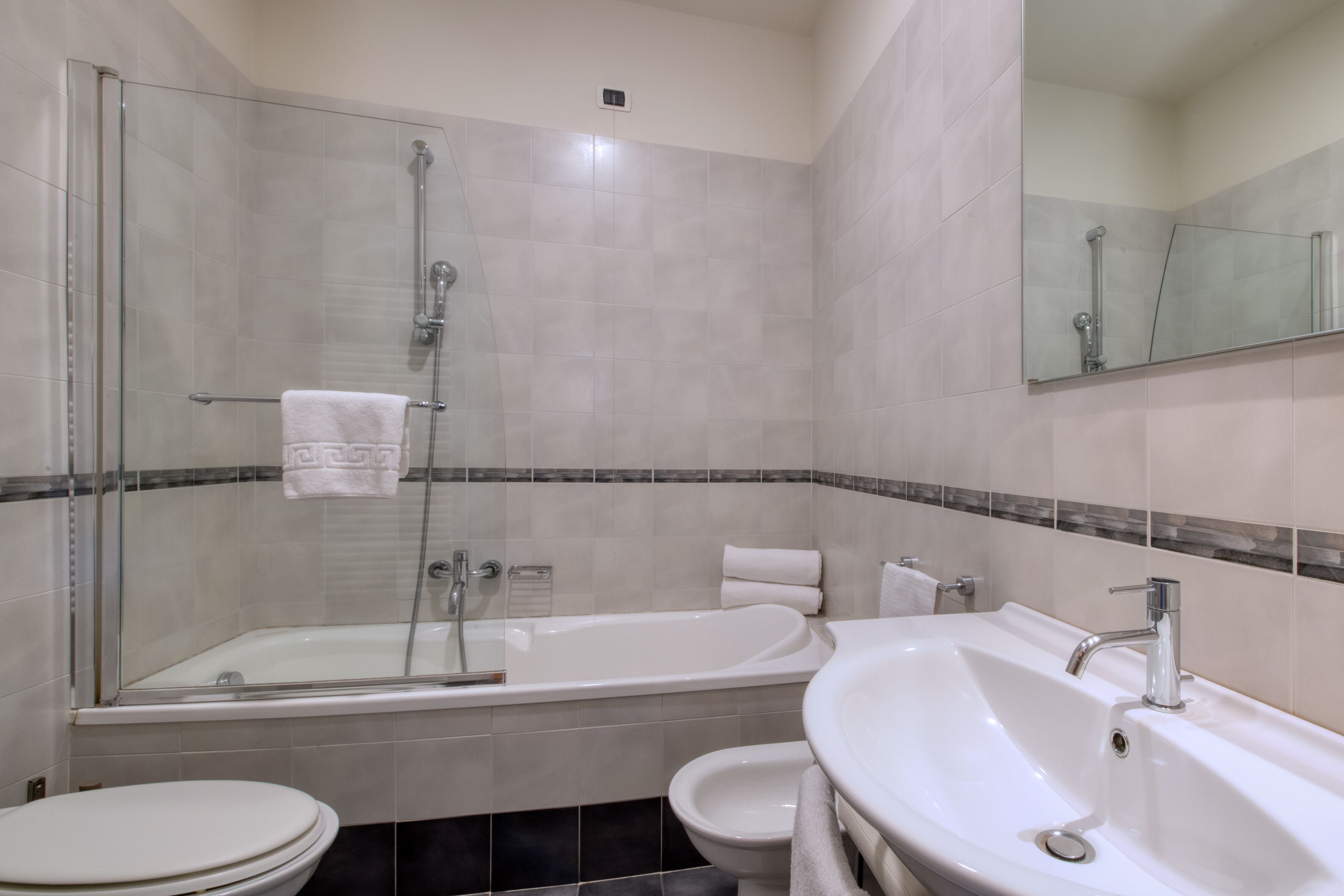 standard double or twin room, hill view | bathroom | shower, free toiletries, hair dryer, bidet