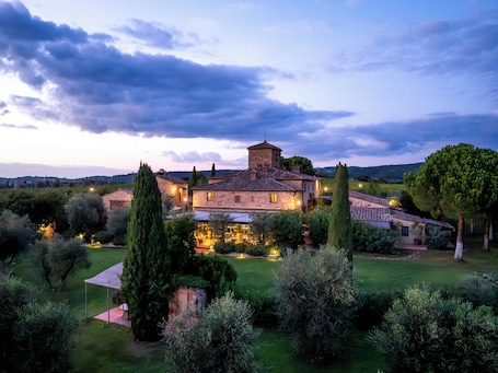 Exterior. Locanda le Piazze