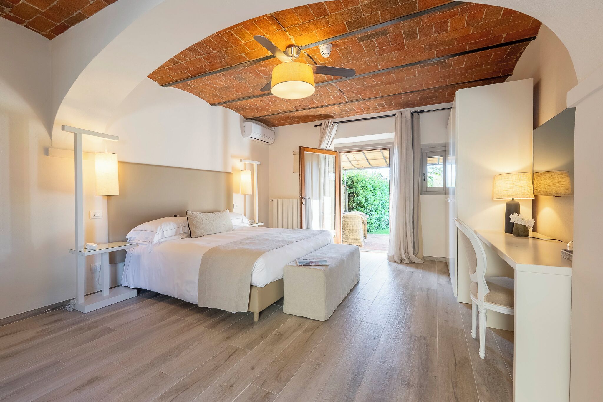 Standard-Doppelzimmer, Terrasse